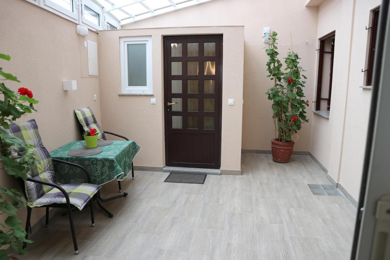 Apartments Komel Οπατία Εξωτερικό φωτογραφία