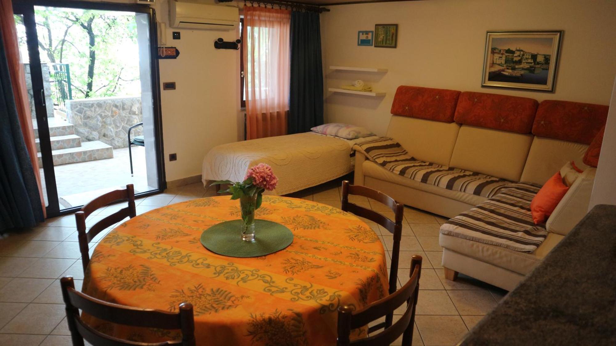 Apartments Komel Οπατία Δωμάτιο φωτογραφία