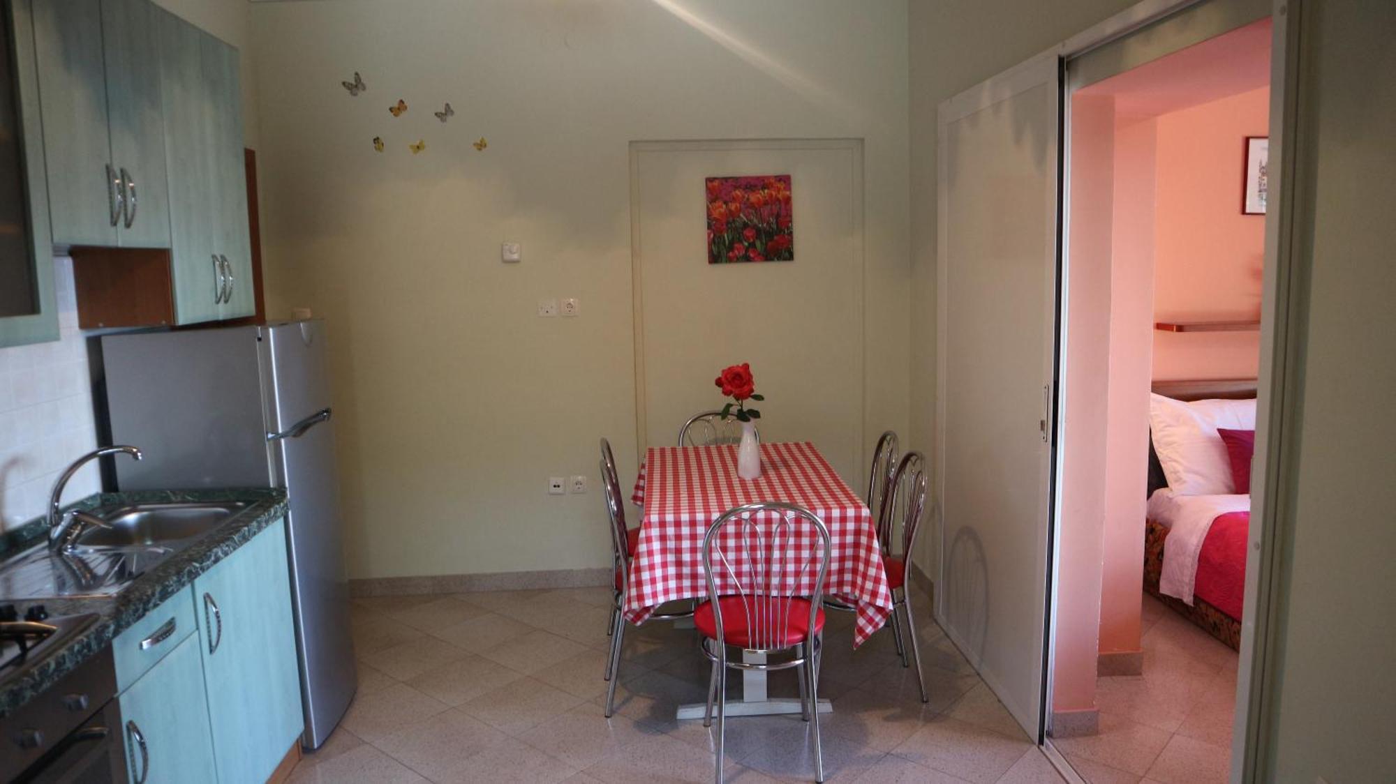 Apartments Komel Οπατία Δωμάτιο φωτογραφία