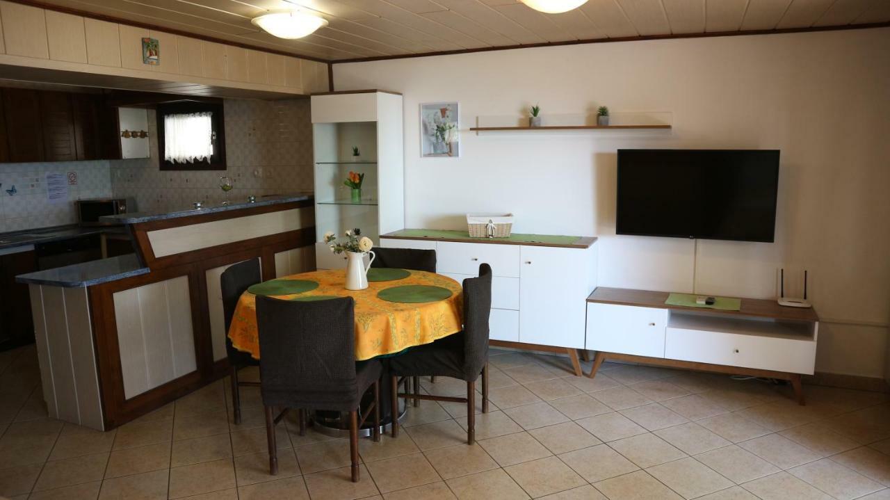 Apartments Komel Οπατία Εξωτερικό φωτογραφία