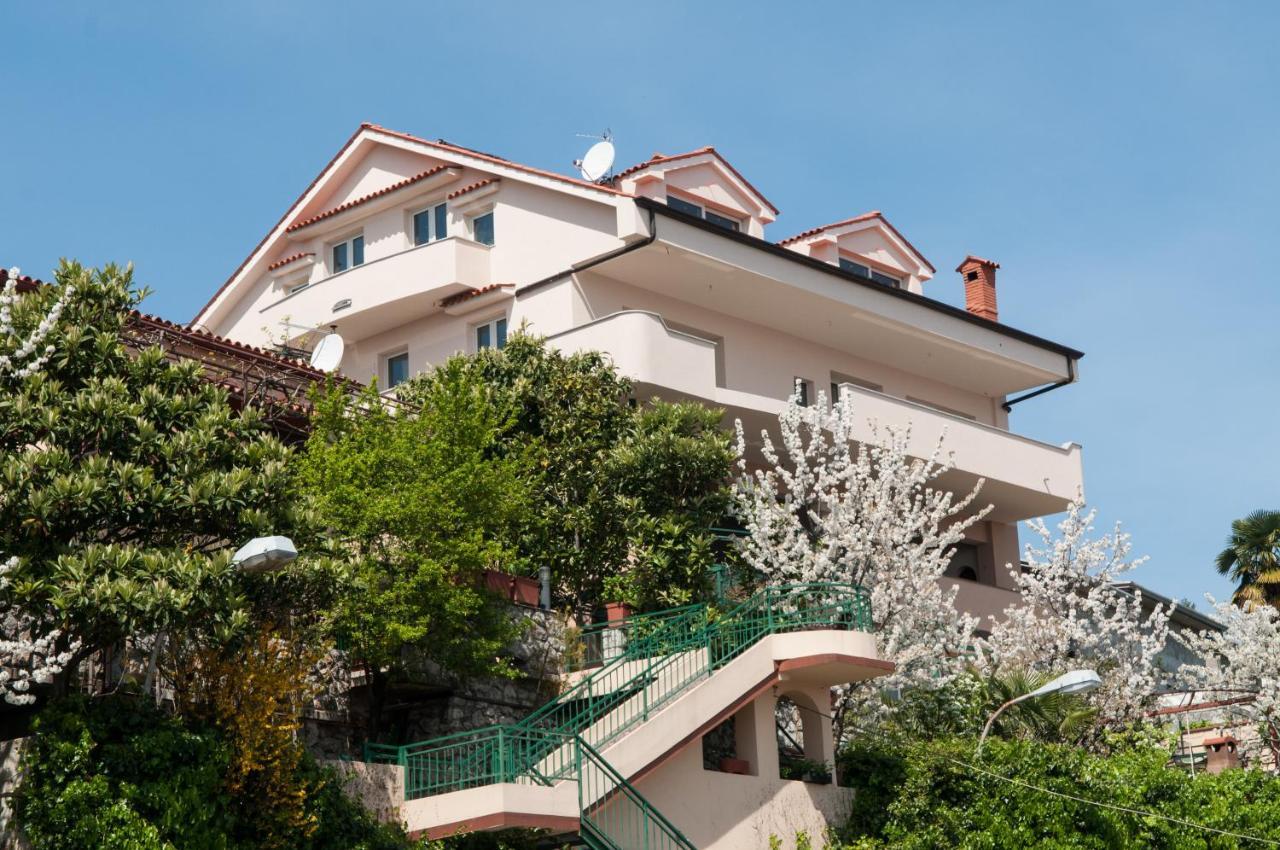 Apartments Komel Οπατία Εξωτερικό φωτογραφία